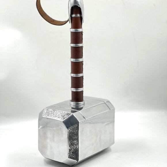 God of Thunder - Thor Hammer Handcrafted Mjolnir - Picture 4 of 8